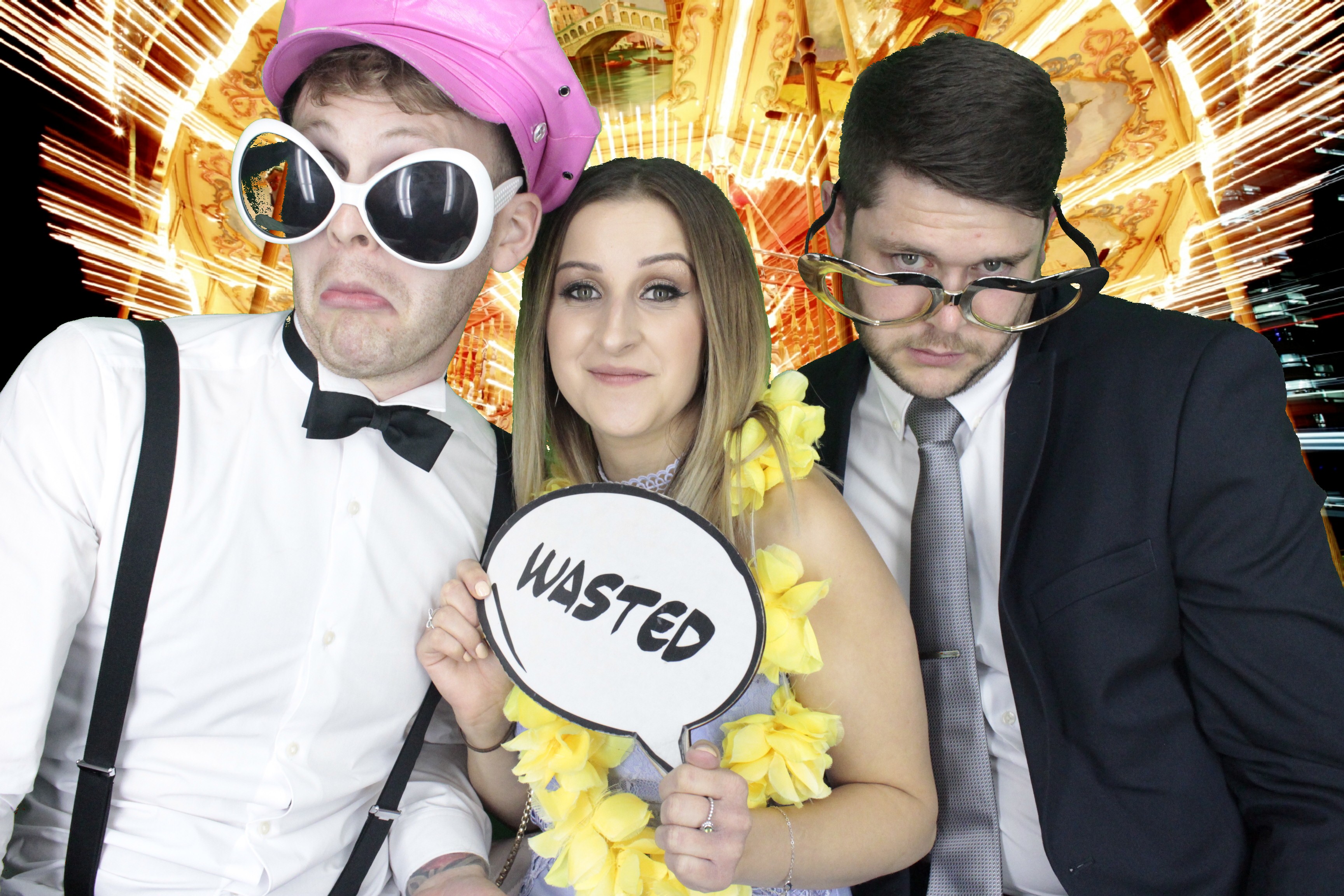 Mr & Mrs Hillier | View more photos from the event at gallery.myphotoboothexperience.co.uk/u/MyPhotoBoothExperienceLtd/Mr-Mrs-Hillier